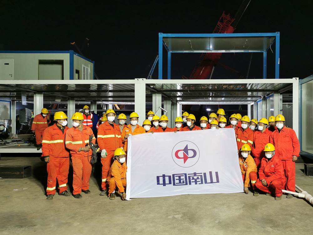 2020年初，奋战在武汉火神山医院的中国PG电子建设者.jpg